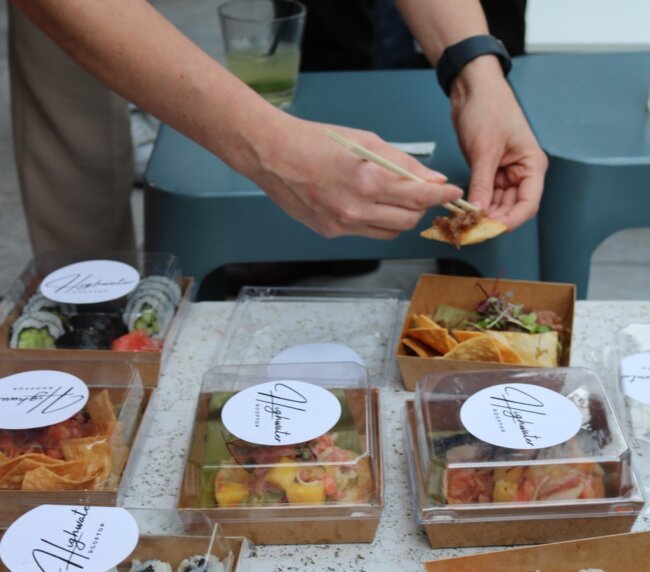 5B81172D-3F77-4811-9D83-3F97DD0C7969 Large